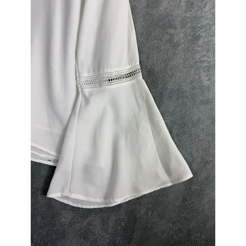 St. Tropez West Womens Large White Blouse Bell Sleeve Lace Trim Boho Top - Picture 11 of 13